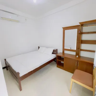 Araliya White House Hotels near Ave Maria Convent