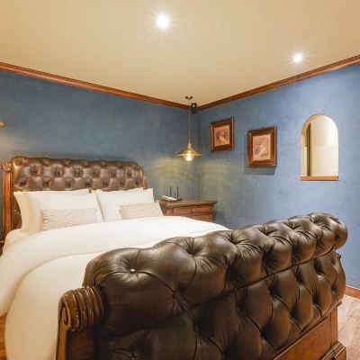 Annex A Building - Royal Suite (Bathtub Available) Laguna Promo Code