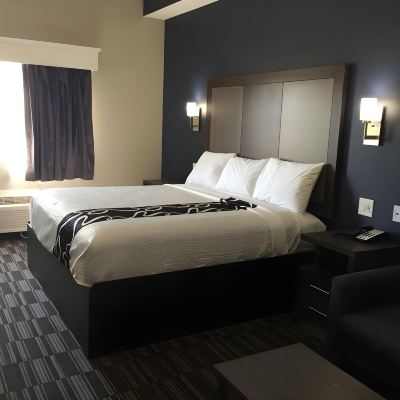 King Suite Home Inn and Suites Promo Code
