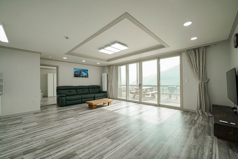 Gurye Seomjingangnaru PensionB101 (Group Room, Unshared House)