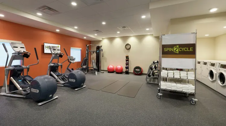 ホーム2スイーツ・バイ・ヒルトン アンカレッジ / ミッドタウン 施設