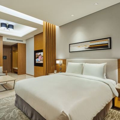 One Bedroom Premier Suite