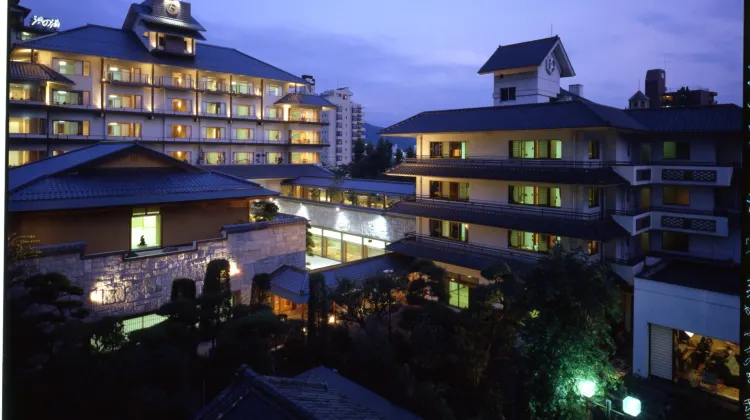 ホテル鷺乃湯 外観