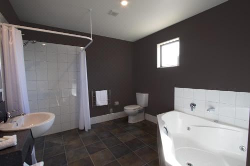 豪华特大床一室房