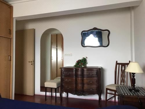 Departamento Torre IV Two-Bedroom Apartment