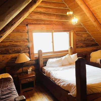 Three-Bedroom Cabin