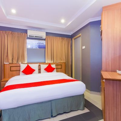 Suite Standard dengan Katil Double Kupon OYO 746 Hotel Comfort