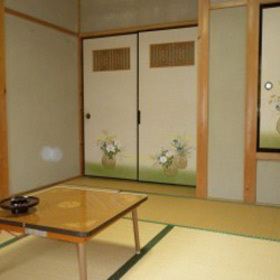 Japanese-Style Room