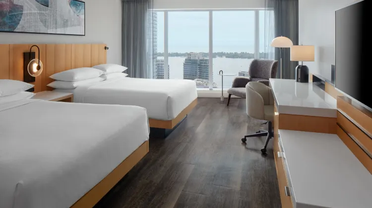 Delta Hotels by Marriott Toronto Room