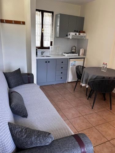 带阳台的四人房