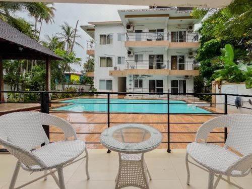 Rainforest Enclave, Arpora - 10 Mins to Baga Beach Apartment With Pool View