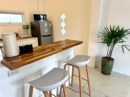 Oh'lala Pool Cottages One-Bedroom House