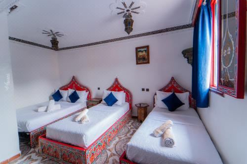 Hotel ChefchaouenQuadruple Room with Private Bathroom