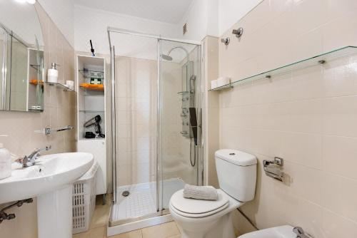 高级一卧室带阳台公寓