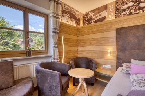 高级一卧室带阳台公寓