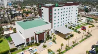 Holiday Inn Acapulco la Isla, an IHG Hotel