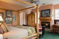 Montford Inn & Cottages