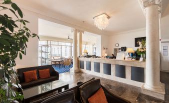 The Palace Hotel - Housity