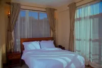 Peak Hotel