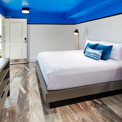 Room, 1 King Bed (Emerald) Pacific View Inn Promo Code