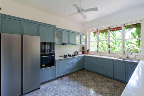 La Pasado|Patio|Full Power Backup|Cook Avl