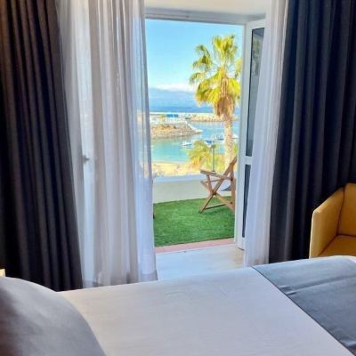Premium Double Room Flamingo Beach Mate Promo Code