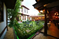 Akif BEY Konagi Hotel di 