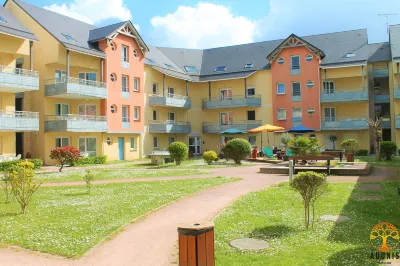Adonis Grandcamp - Résidence les Isles de Sola Hotels in 
