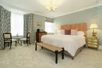 Old Town House Hotel Hotele w: 