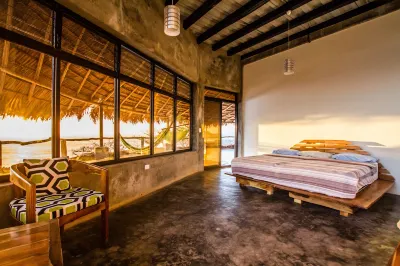 Hush Maderas Hoteles en 