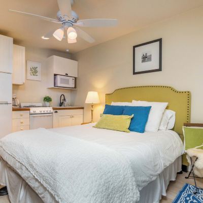 Small Studio, Queen, Kitchenette, Bath (Star of the Sea) Redwood Hollow Cottages Promo Code