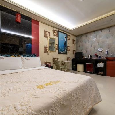 스탠다드 더블룸 더블침대 팔레스모텔 쿠폰