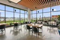 Hotel Indigo SEATTLE EVERETT WATERFRONT by IHG