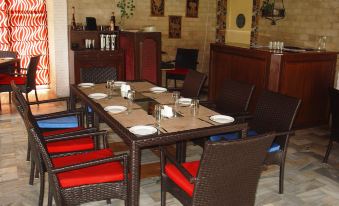 OYO Hotel Allahabad Regency