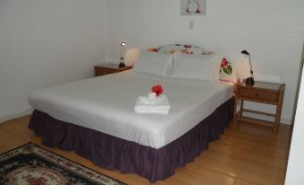 'Utu'One Bed & Breakfast - Housity