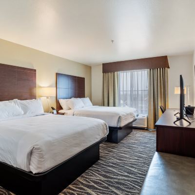 2 Queen Beds Room, Non-Smoking Cobblestone Hotel & Suites-Little Chute Promo Code