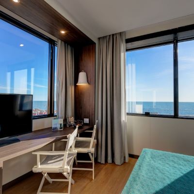 Executive Double or Twin Room with Sea View