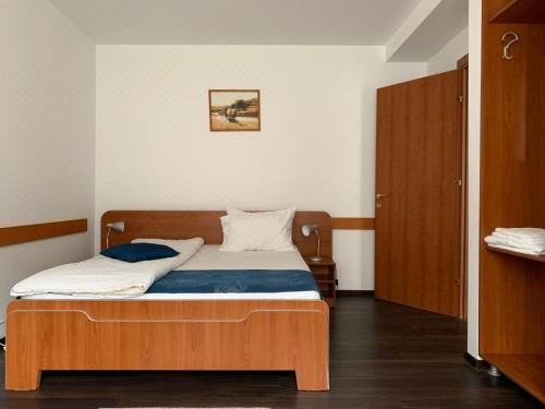 两卧室套房 - 带阳台