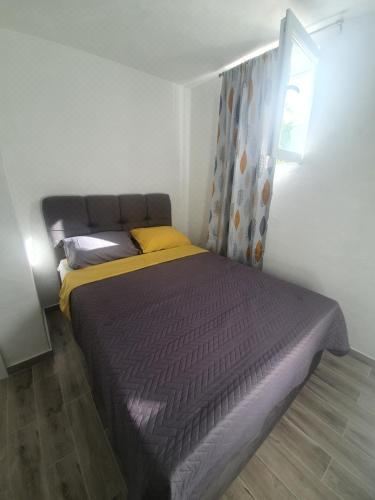 Amama One-Bedroom Apartment