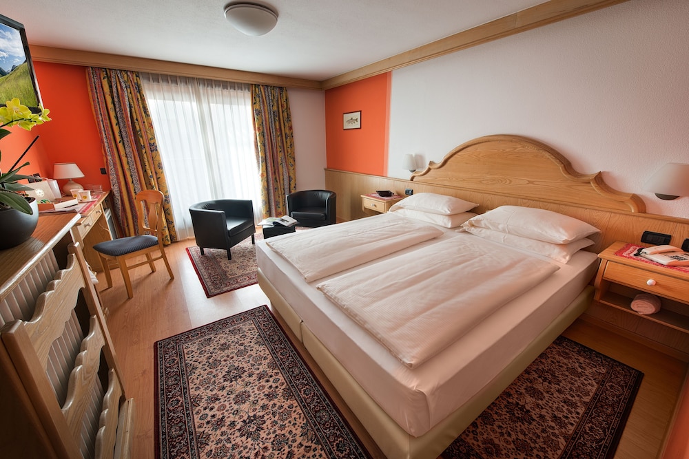 高级双人房（带阳台）