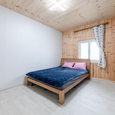 Basic Room, 2 Bedrooms (Dancheroom2)