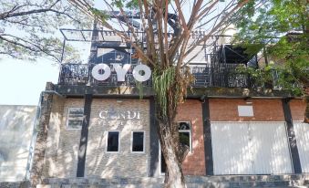 OYO 1217 Candi Residence