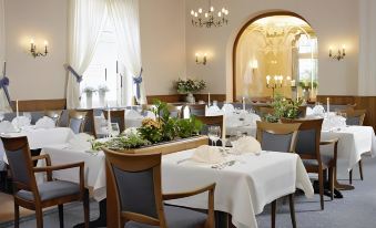 Hotel Noltmann-Peters - Housity