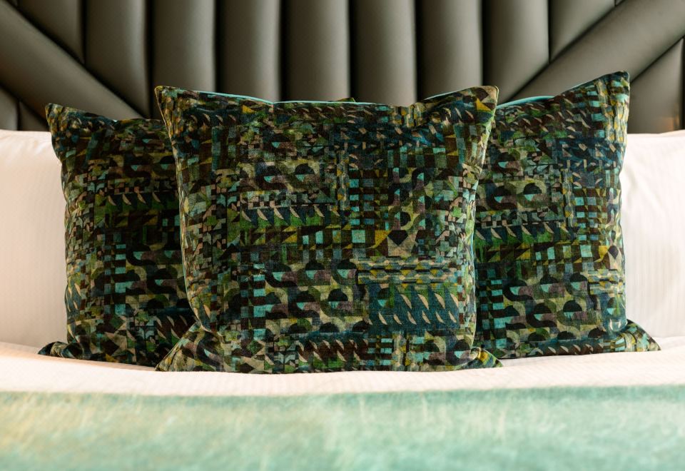 Black IvyStandard Double Room, 1 King Bed