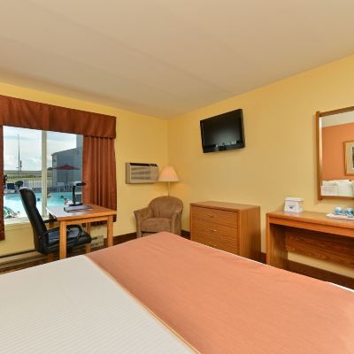Accessible Queen Room Super 8 by Wyndham Rapid City Promo Code