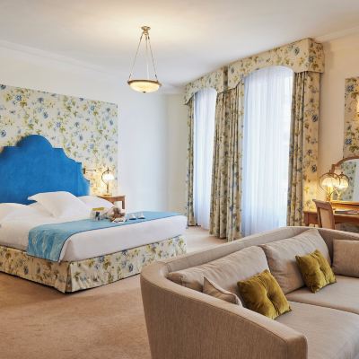 Deluxe Familiale Hotel le Negresco Promo Code