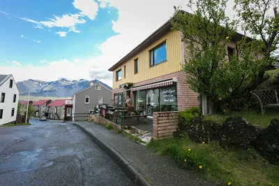 Private and Peaceful One Room Apartments Hotels in 