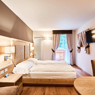 Classic Double Room Hotel Crozzon Promo Code