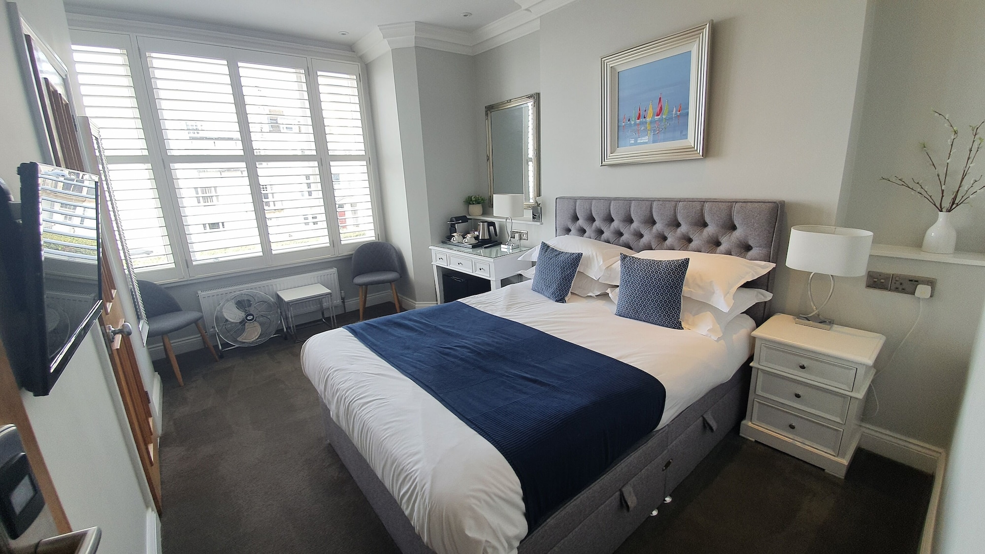 主打海景特大床房