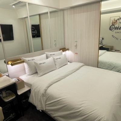 Standard Double Room, 1 Double Bed, Non Smoking, Housekeeping 호텔 프라하 쿠폰
